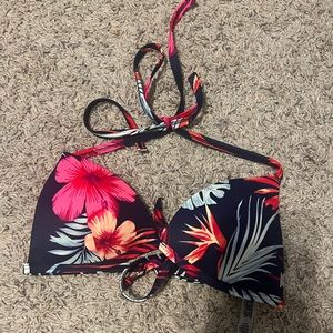 Victoria Secret Pink bikini top. Size small.
